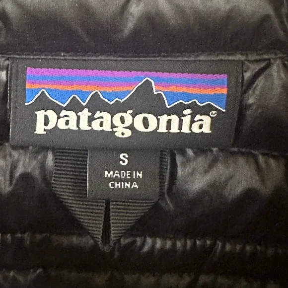 Patagonia Ultralight Down Vest Size Small Black Excellent Condition! - Picture 7 of 9